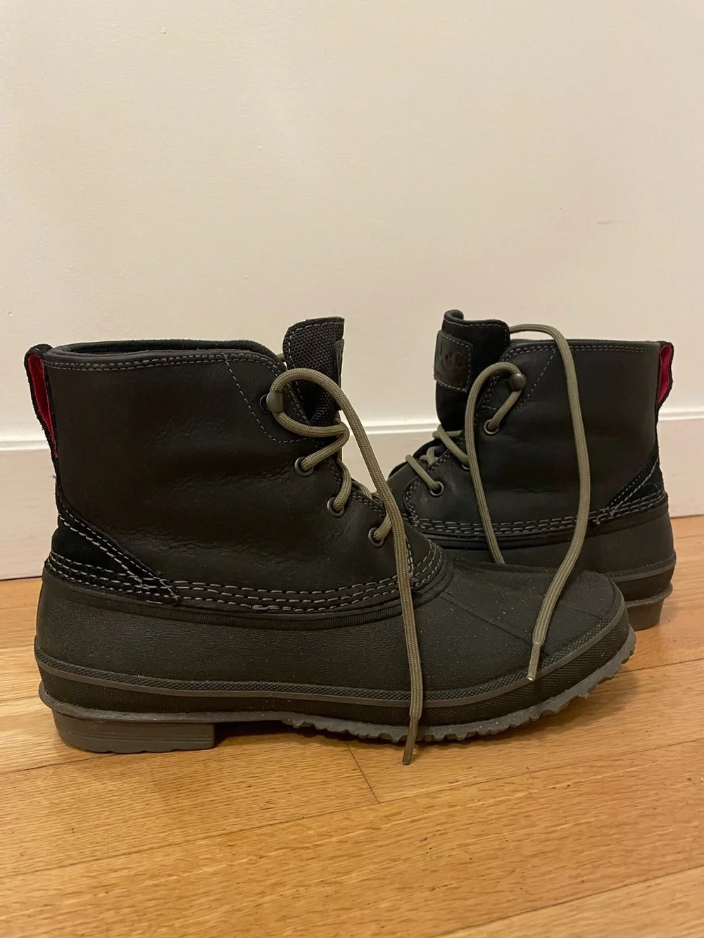 UGG Men’s Zetik Black Waterproof Boot